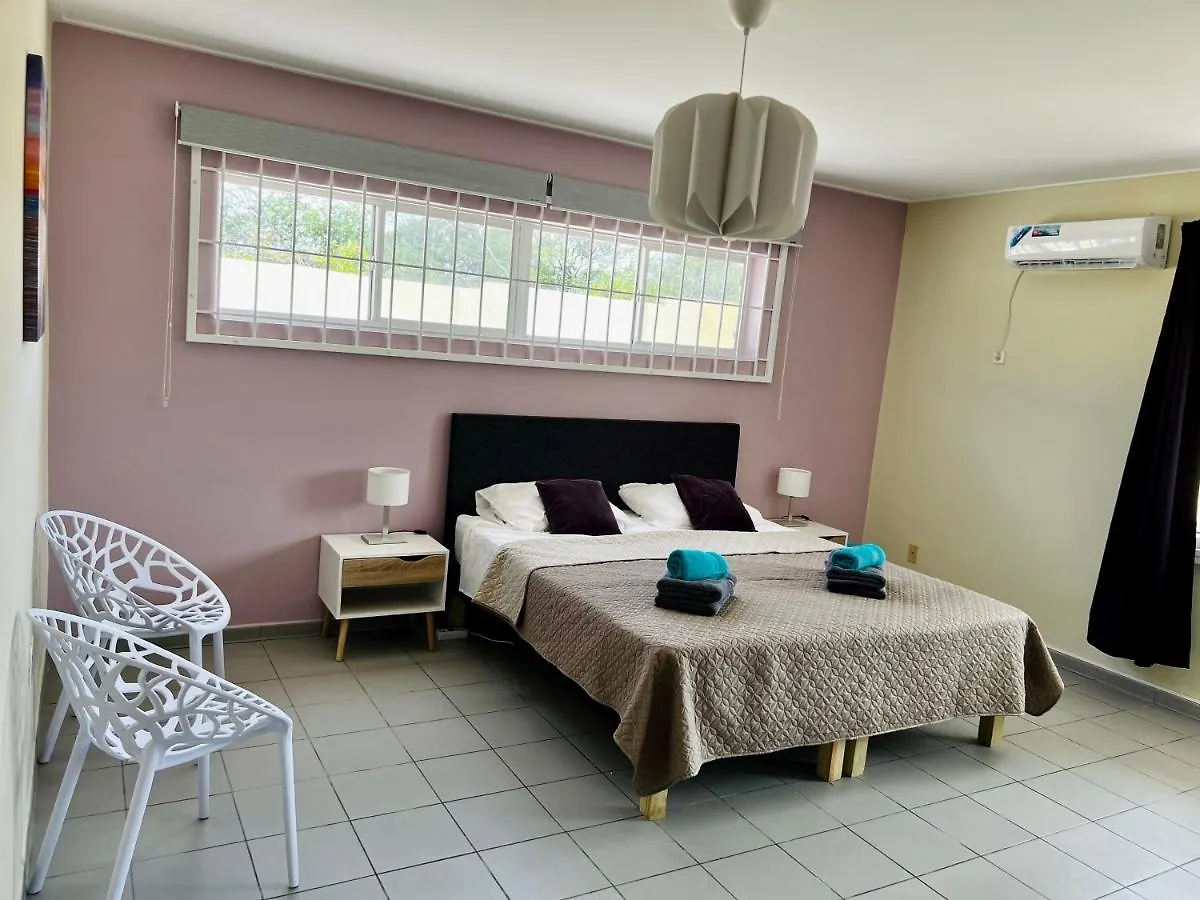 Villa Palmeraウィレムスタッド キュラソー